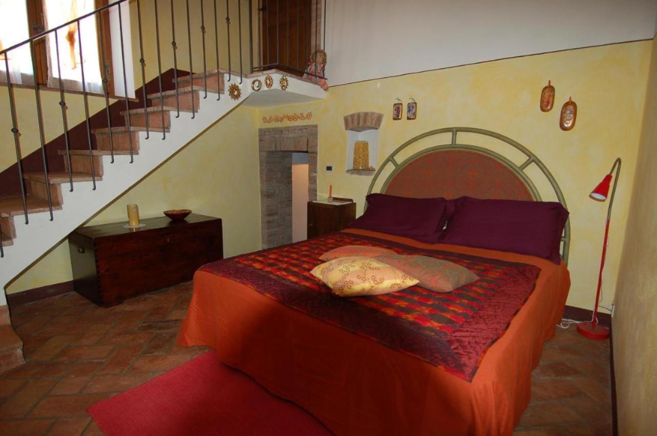 La Capanna Di Panpepato Villa Rosia Buitenkant foto