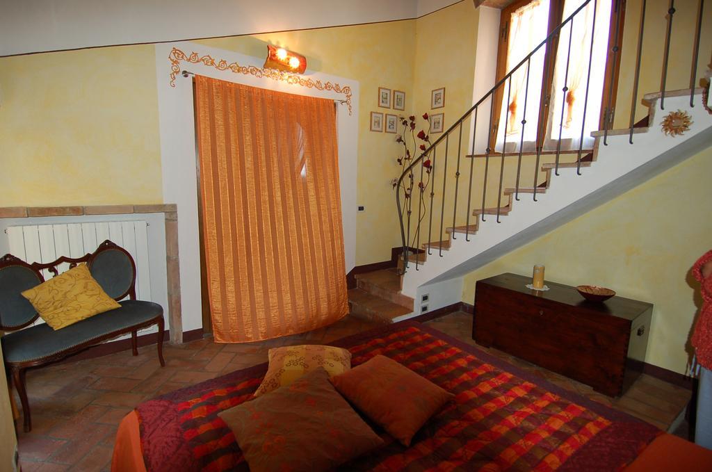 La Capanna Di Panpepato Villa Rosia Kamer foto